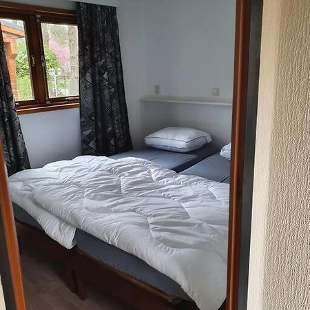 Cozy Chalet For 4 Veluwe Putten Εξωτερικό φωτογραφία