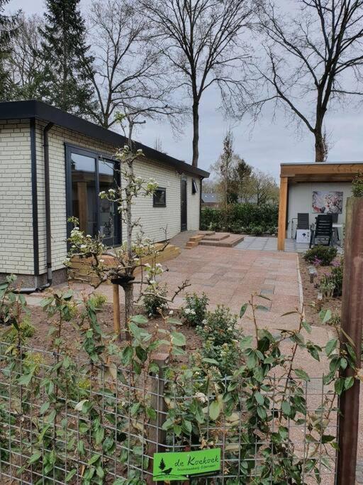 Cozy Chalet For 4 Veluwe Putten Εξωτερικό φωτογραφία